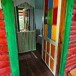 לינה וארוחת בוקר Tuana Garden סייד
