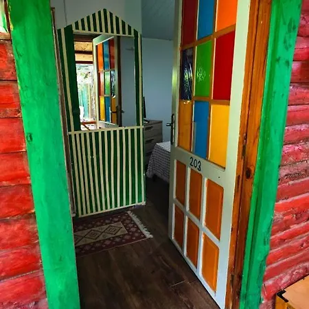 Bed & Breakfast Tuana Garden Side