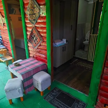 Tuana Garden Nocleg ze śniadaniem 3*