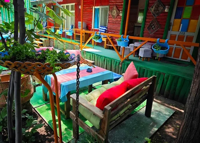 Tuana Garden 3* Side