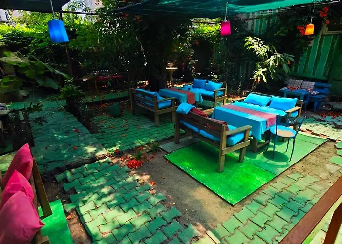Tuana Garden Bed & Breakfast