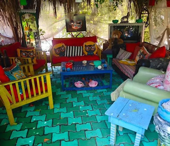 Tuana Garden Bed & Breakfast 3*