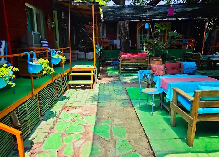 Tuana Garden
