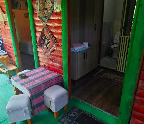 Tuana Garden Bed & Breakfast 3*