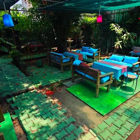 Tuana Garden فندق مبيت وإفطار