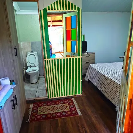 Bed & Breakfast Tuana Garden