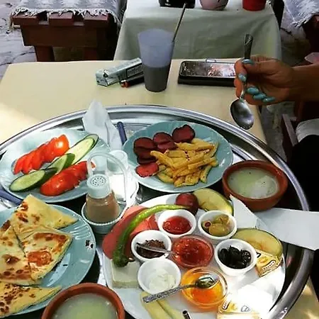 Tuana Garden فندق مبيت وإفطار