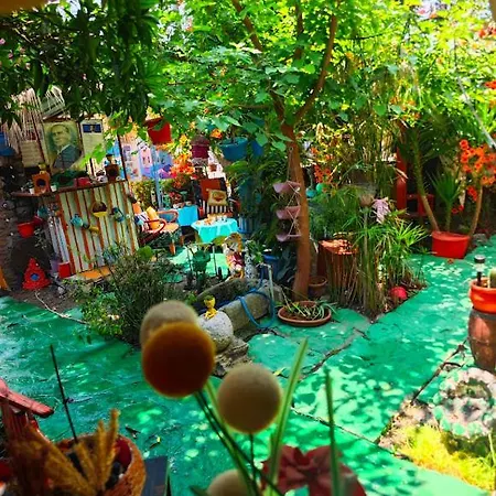 Panzió Tuana Garden